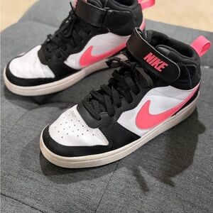 Nike Kids' Black and White Sneakers with Pink Accents